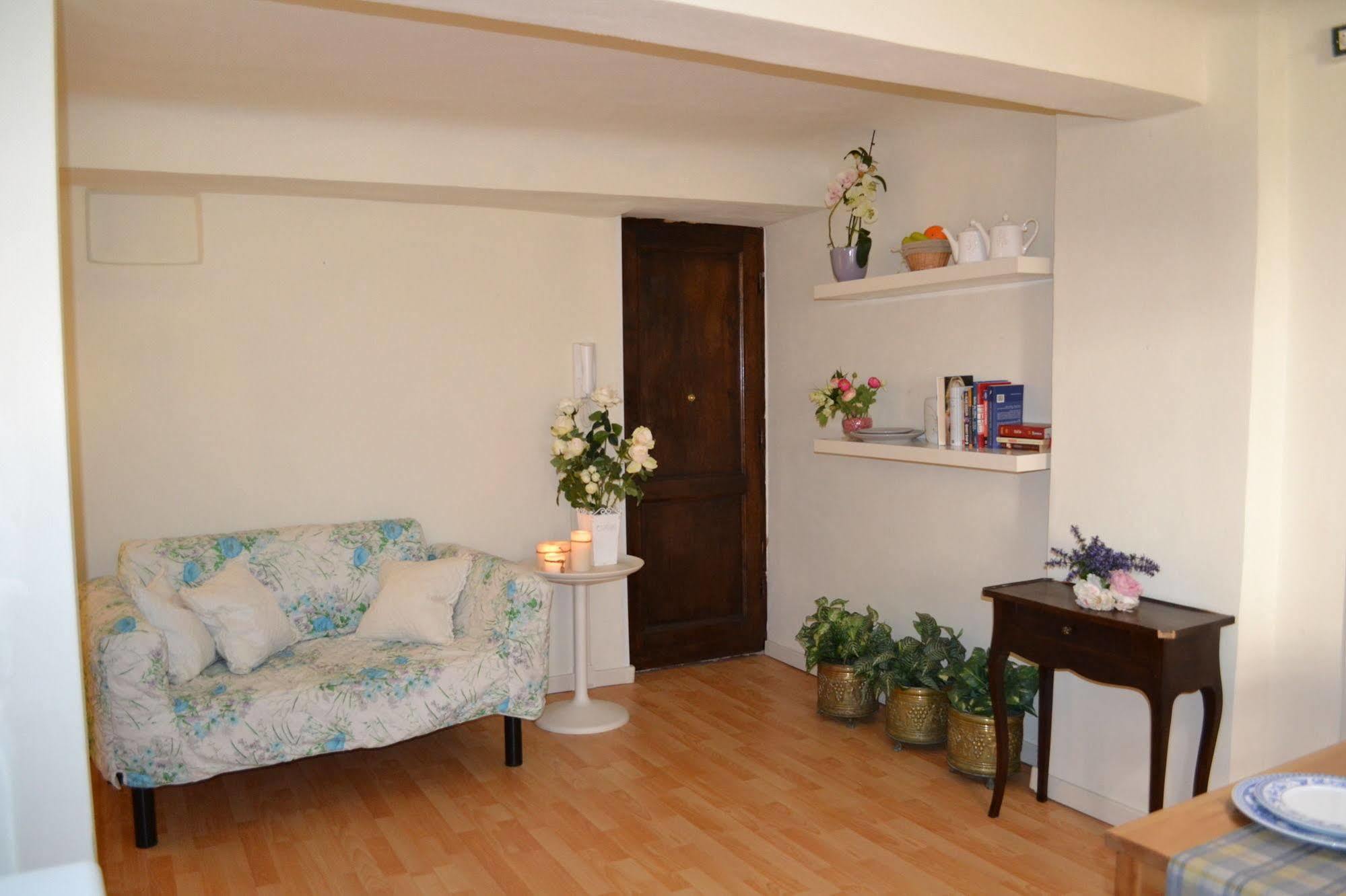 La Colonna Guest house 2*