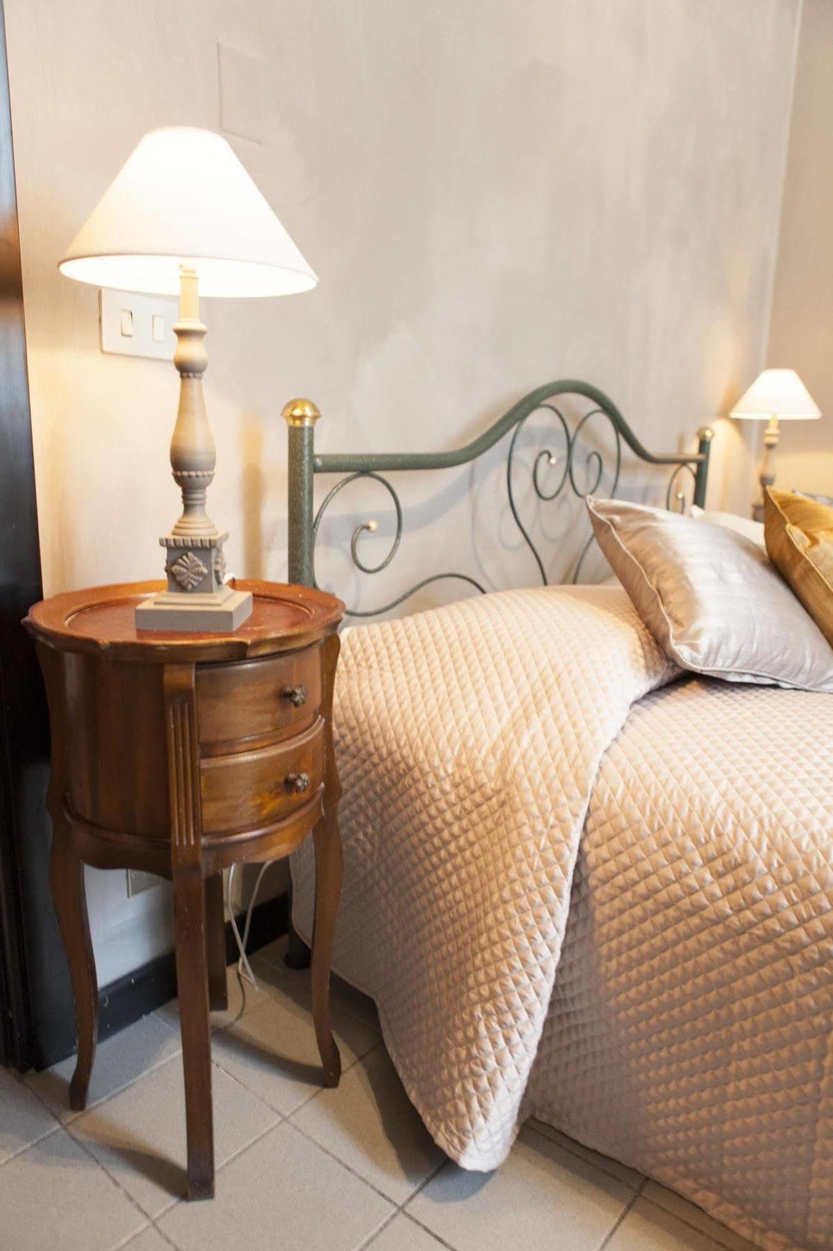 La Colonna Guest house 2*